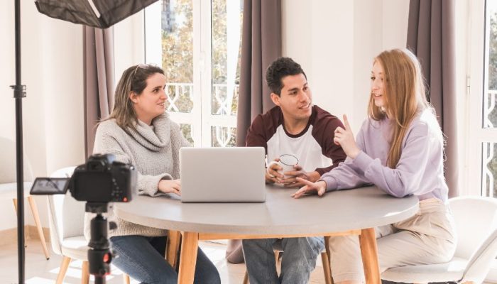 5 easy ways to promote your small business with video and social media 005