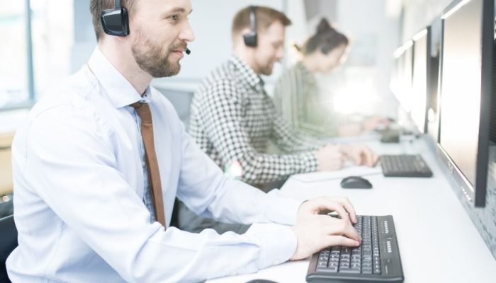 self managed hosting vs professional web hosting webmaster service 000